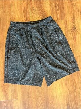 lululemon athletica Men's Heather Charcoal Athletic Shorts